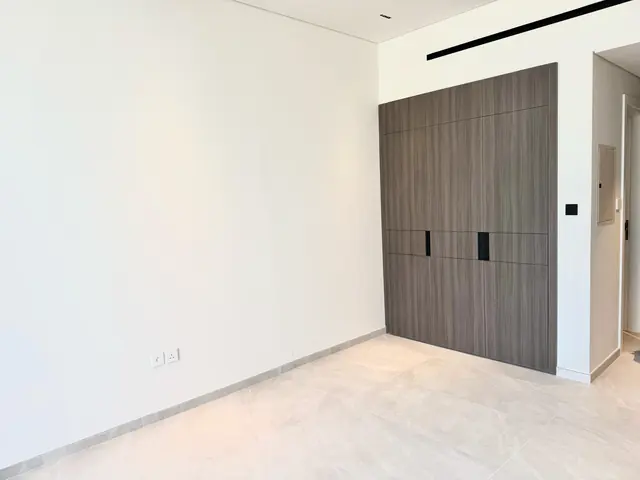 Studio neuf prêt à emménager