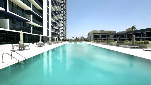 Penthouse avec Piscine de 2 appartements à Jumeirah Village Circle