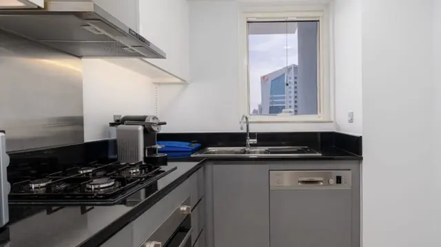 Prive by Damac avec vue sur le Canal