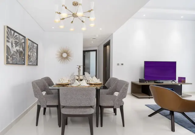 Prive by Damac avec vue sur le Canal
